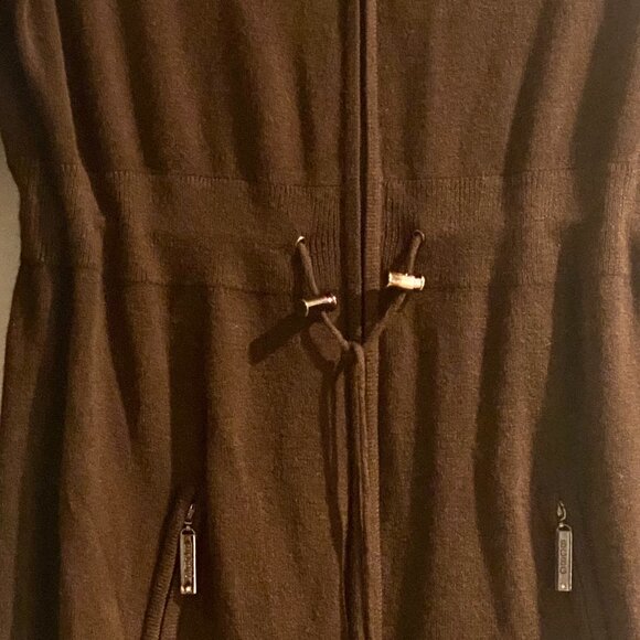 😊BCBG Maxazria Brown Sweater Coat Drawstring Gold Zipper Pockets Mid-thigh Sz L - Picture 7 of 14